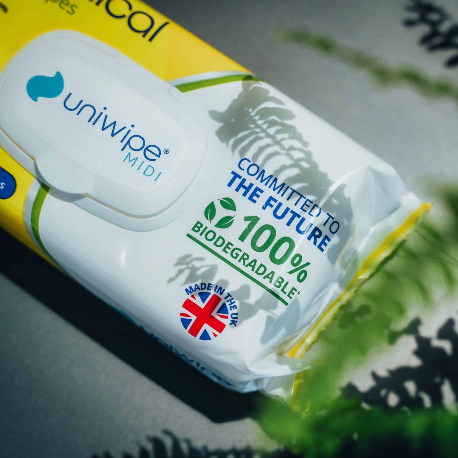 Why 100 biodegradable wipes are essential for the medical sector Uniwipe
